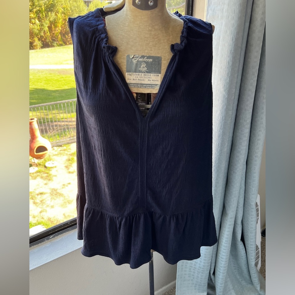 Max Studio Navy Blue sleeveless blouse